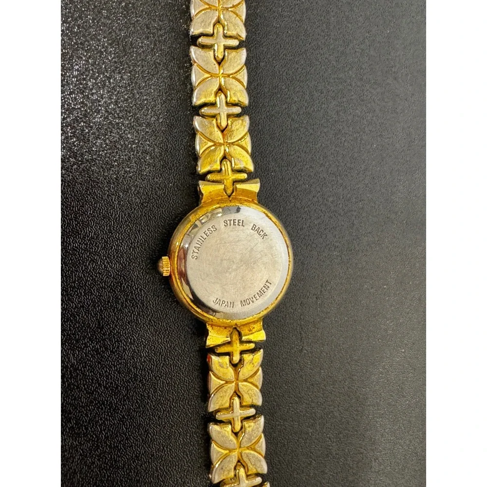 Novelle‎ Womens Two Tone Gold Silver Quartz Watch Japan Movement Roun Dial